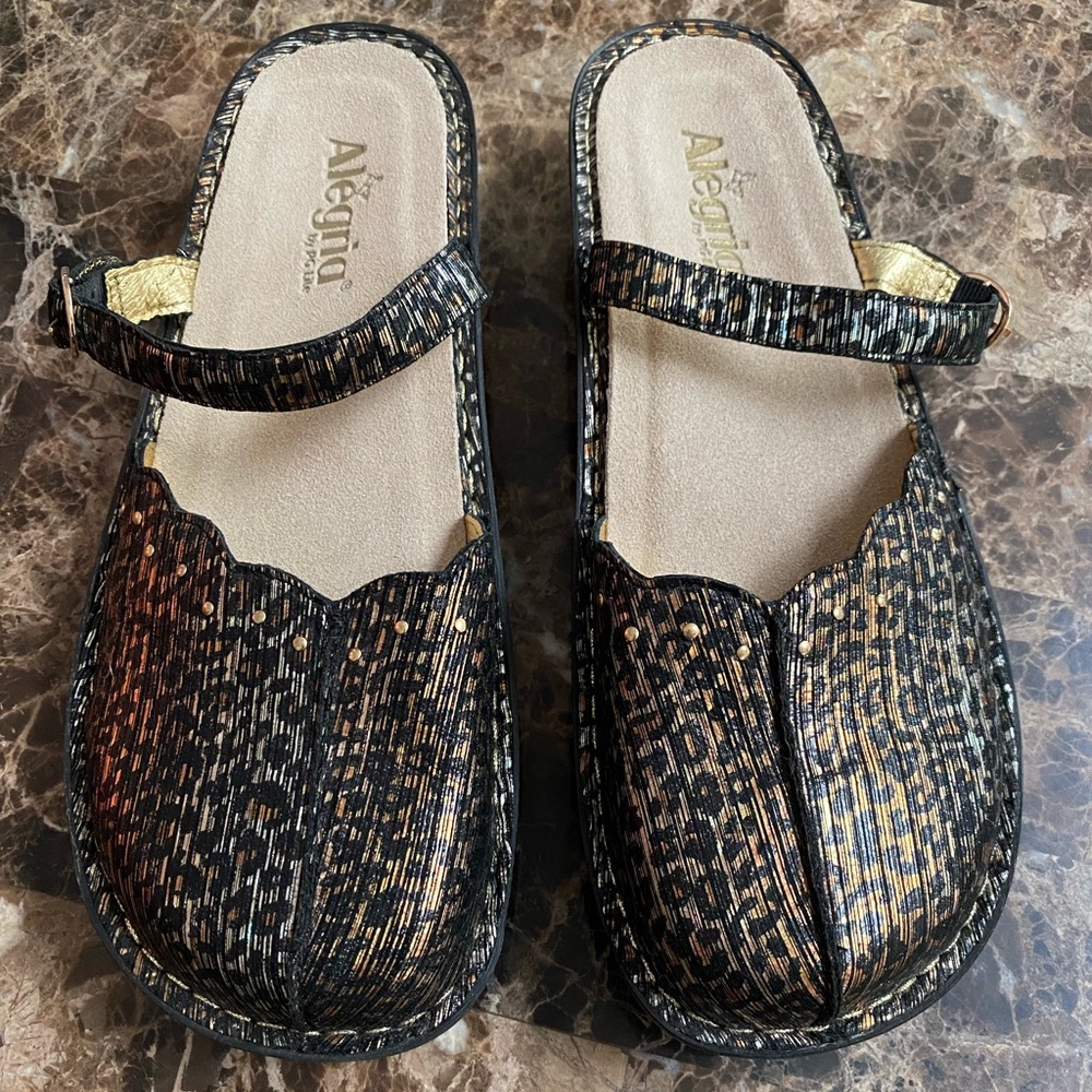 Algeria Leopard Mules, Metallic